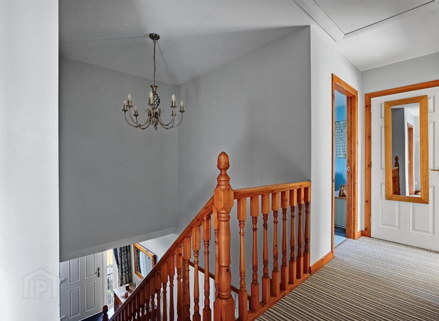 63 Lord Moira Park, Ballynahinch, BT24 8TF