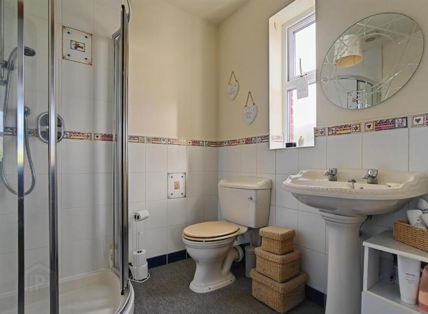 63 Lord Moira Park, Ballynahinch, BT24 8TF