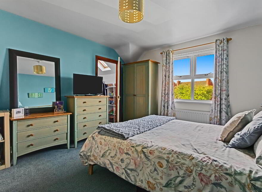 63 Lord Moira Park, Ballynahinch, BT24 8TF
