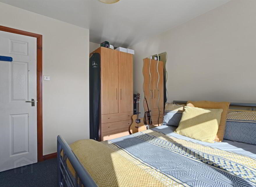 63 Lord Moira Park, Ballynahinch, BT24 8TF