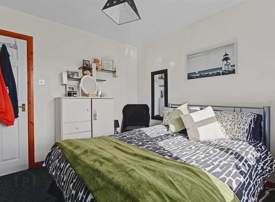 63 Lord Moira Park, Ballynahinch, BT24 8TF