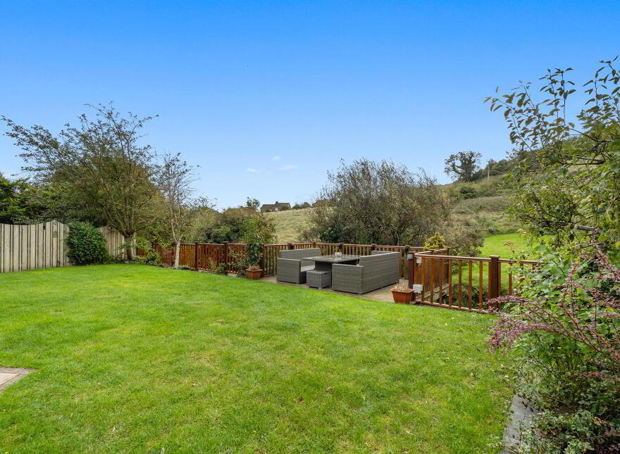 63 Lord Moira Park, Ballynahinch, BT24 8TF