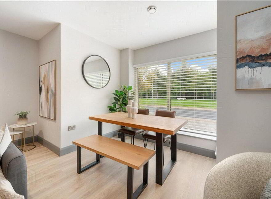 36 Aylesbury, Ballintemple, Ballintemple, T12KF8E
