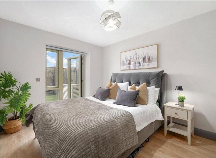 36 Aylesbury, Ballintemple, Ballintemple, T12KF8E