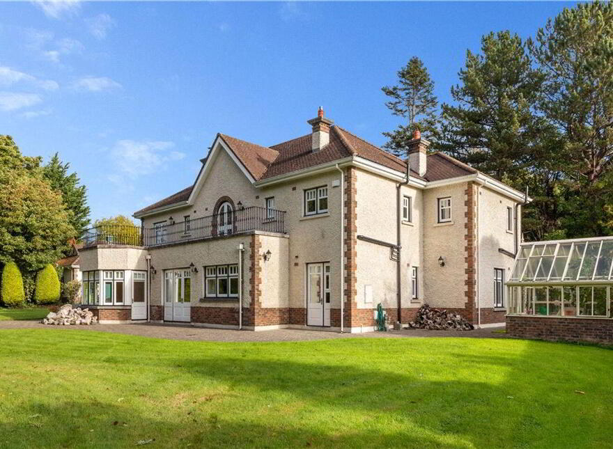 Greenfield House, Kilgobbin Road, Dublin 18, D18XA78