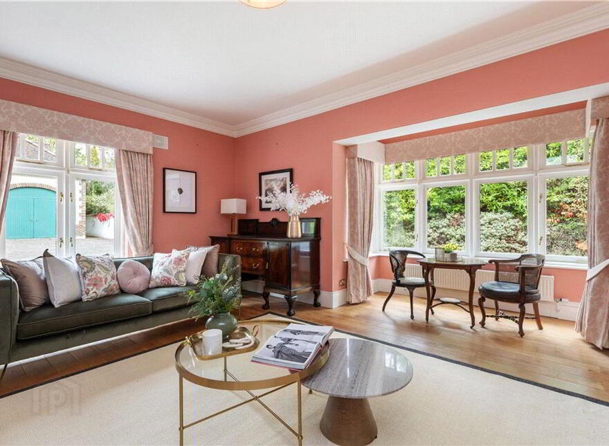 Greenfield House, Kilgobbin Road, Dublin 18, D18XA78