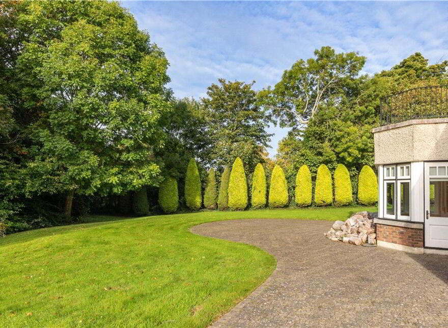 Greenfield House, Kilgobbin Road, Dublin 18, D18XA78
