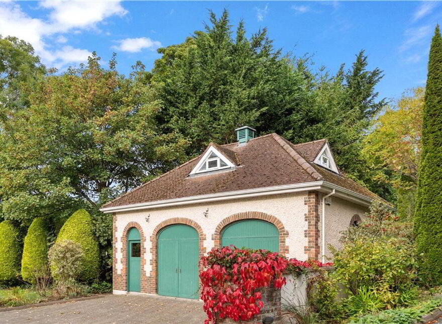 Greenfield House, Kilgobbin Road, Dublin 18, D18XA78