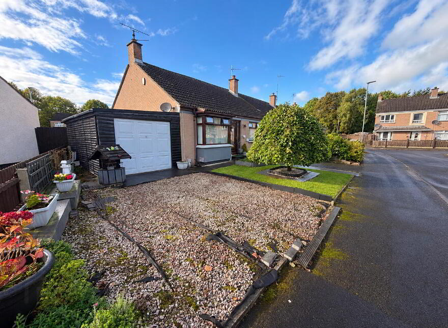 27 Gorteen Crescent, Limavady, BT49 9EW