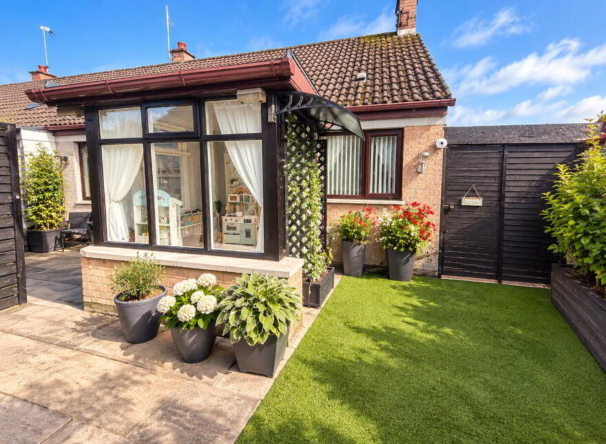 27 Gorteen Crescent, Limavady, BT49 9EW