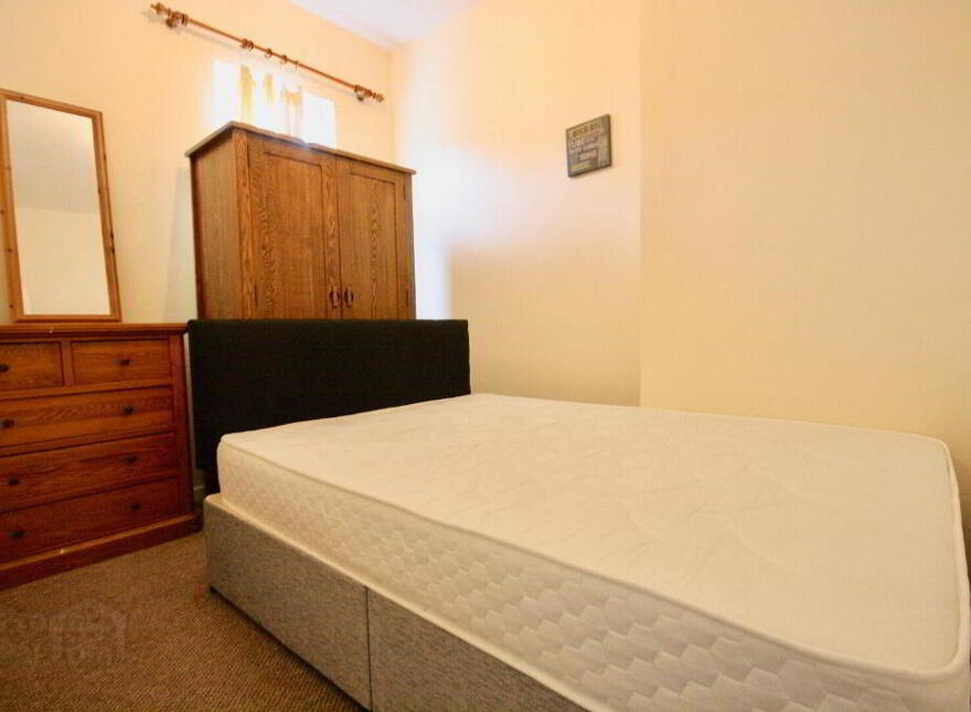 22 Rochester Street, Belfast, BT6 8EU