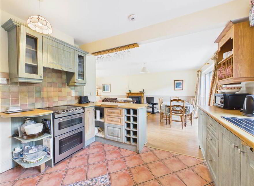 12 The Woods, Dunmore East, Waterford, X91K3V2