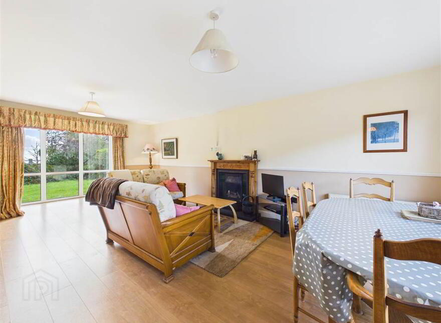 12 The Woods, Dunmore East, Waterford, X91K3V2