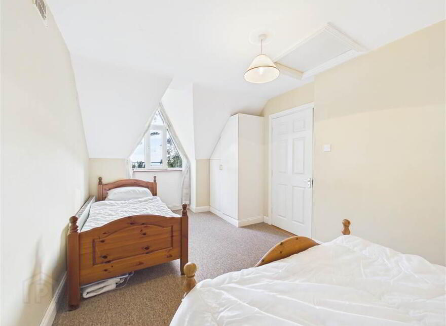 12 The Woods, Dunmore East, Waterford, X91K3V2