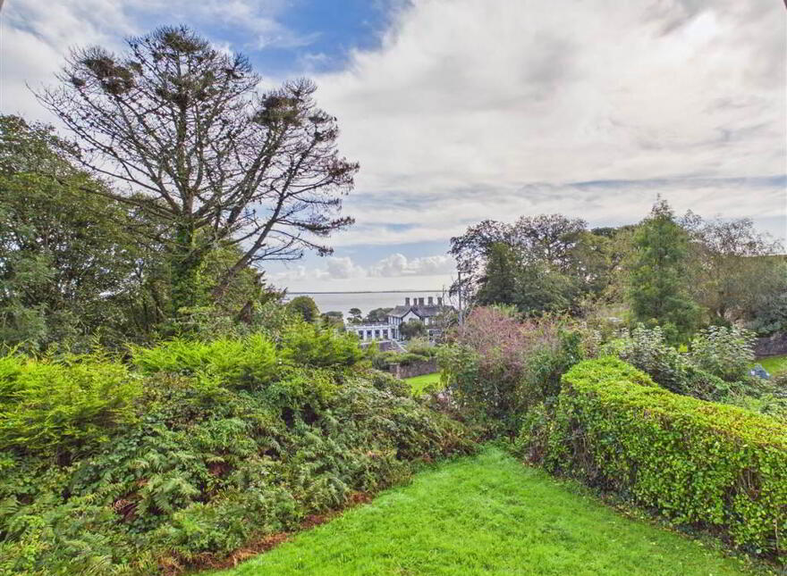 12 The Woods, Dunmore East, Waterford, X91K3V2