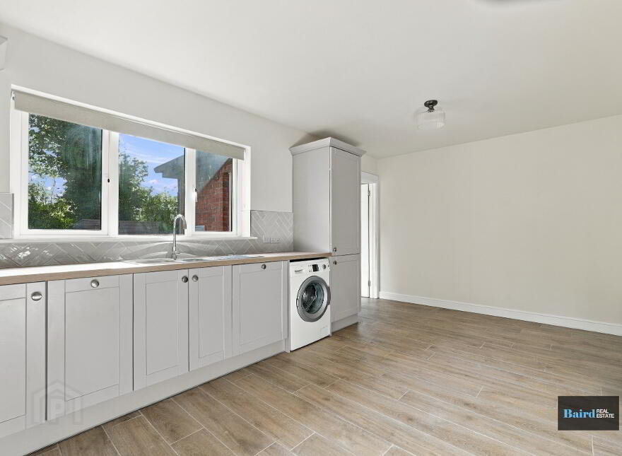 8 Killara Grange, Tullysaran, BT71 7JL