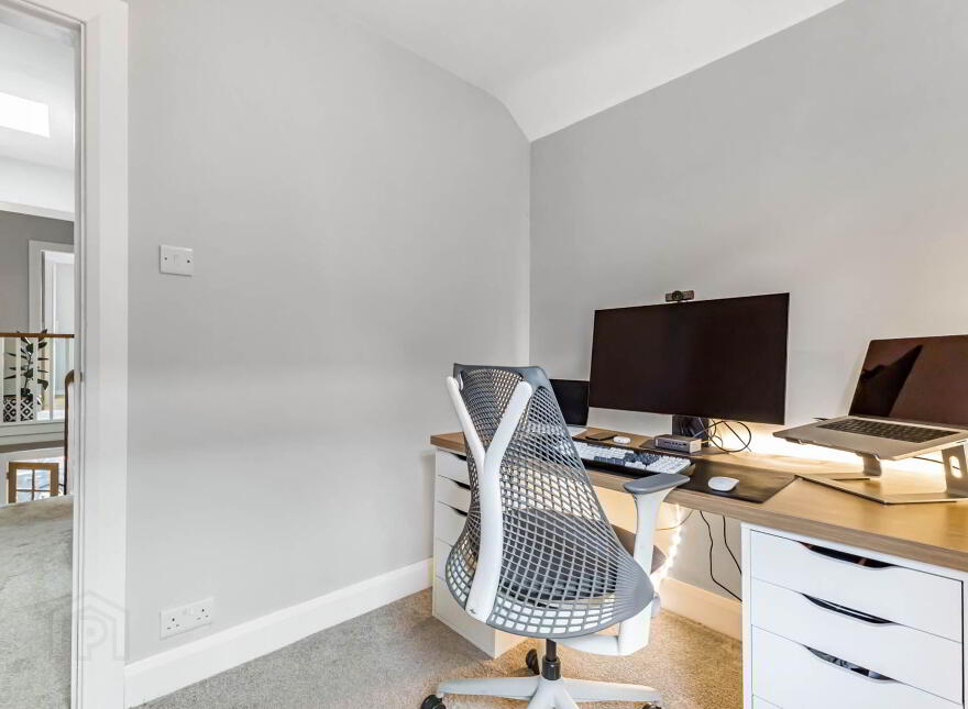 177 Rosebery Road, Ravenhill, Belfast, BT6 8JD