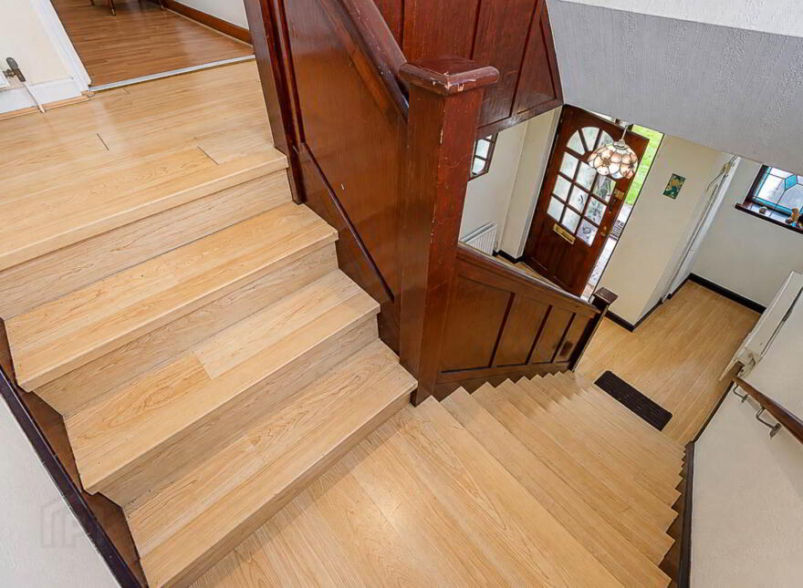 106 Locksley Park, Upper Lisburn Road, Belfast, BT10 0AT