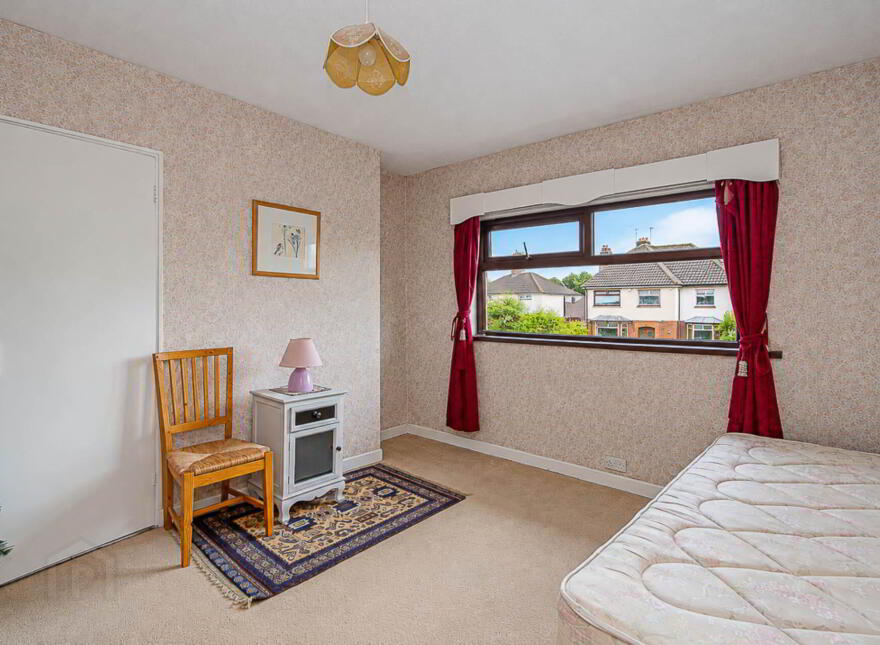 106 Locksley Park, Upper Lisburn Road, Belfast, BT10 0AT