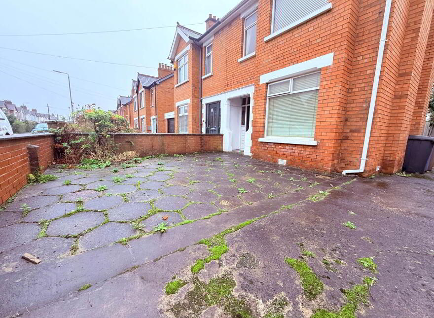 32 Onslow Parade, Cregagh, Belfast, BT6 0AR