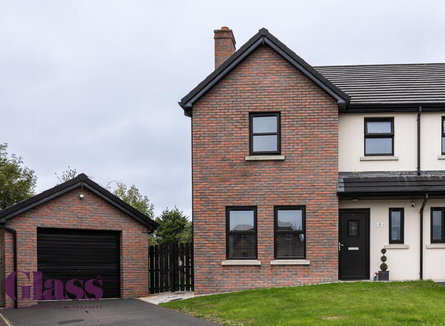 8 Bachelors Park, Portadown, Craigavon, BT63 5QX