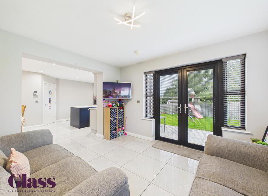 8 Bachelors Park, Portadown, Craigavon, BT63 5QX