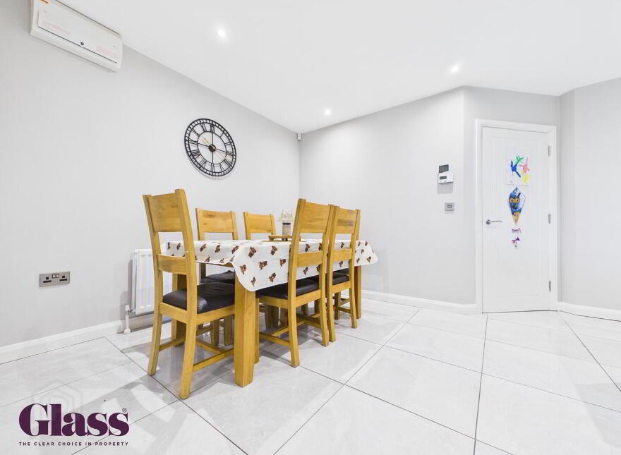 8 Bachelors Park, Portadown, Craigavon, BT63 5QX