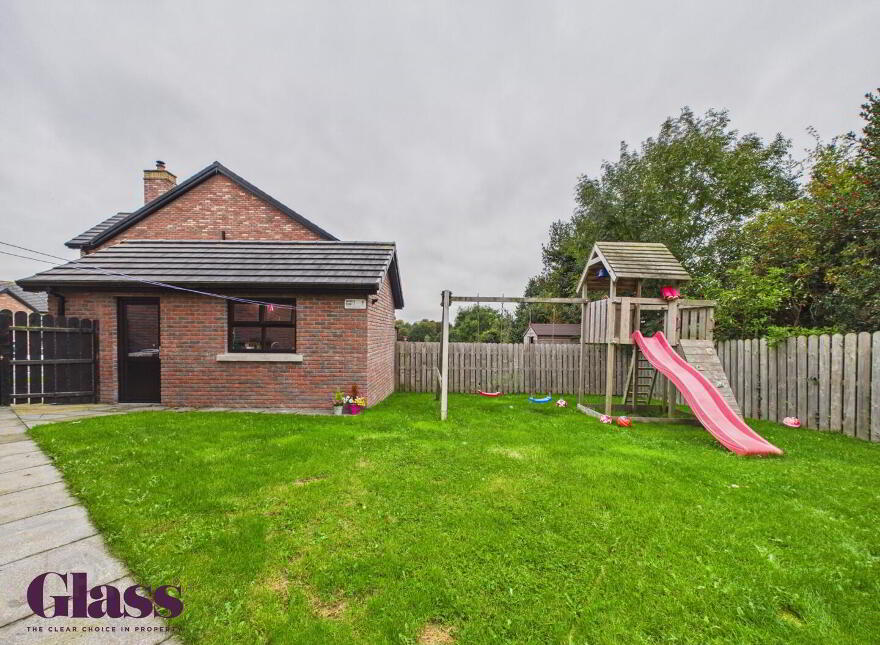 8 Bachelors Park, Portadown, Craigavon, BT63 5QX