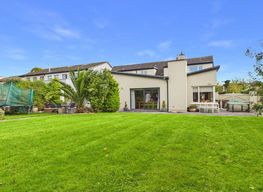 Maspeth, Millview Road, Malahide, K36F306