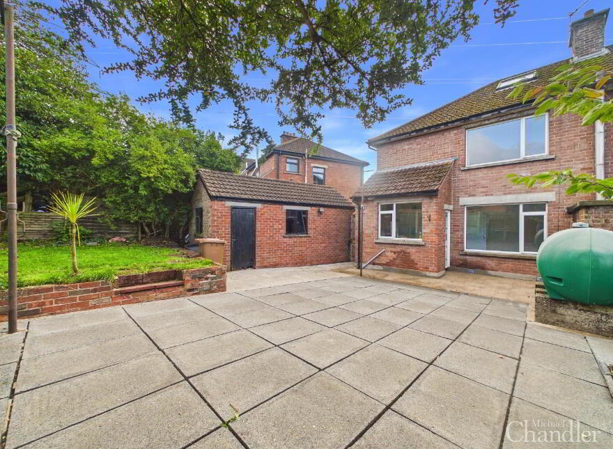 20 Glenholm Crescent, Belfast, BT8 6LS