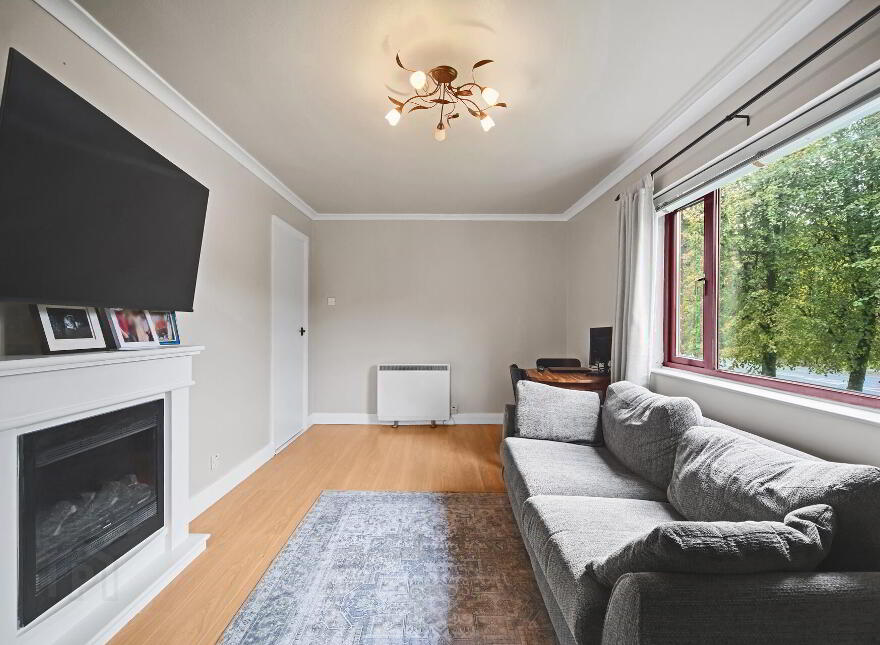 2 Annadale Terrace, Annadale Embankment, Belfast, BT7 3DH