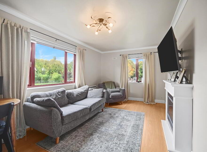 2 Annadale Terrace, Annadale Embankment, Belfast, BT7 3DH