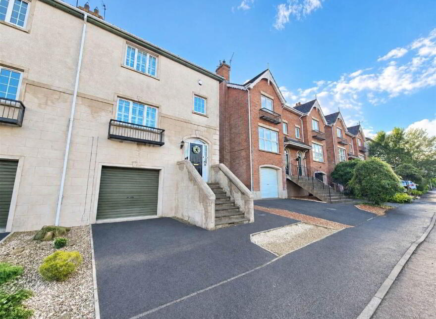 39 Primrose Way, Dromore, BT25 1TL