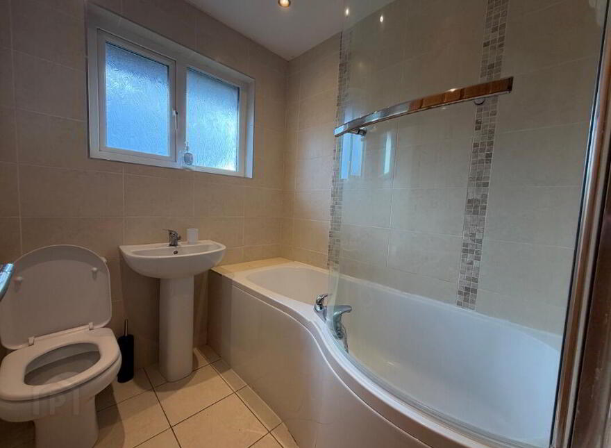 11 Hampton Gardens, Belfast, BT7 3DF