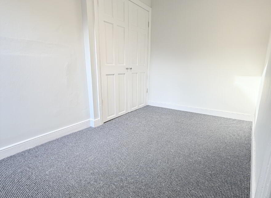 12 Edinburgh Street, Belfast, BT9 7DS