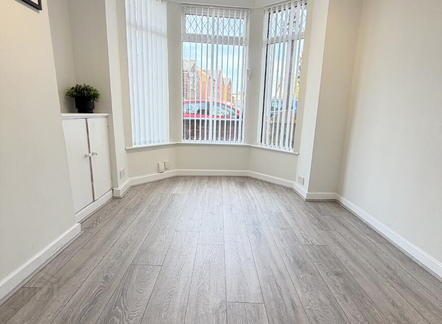12 Edinburgh Street, Belfast, BT9 7DS