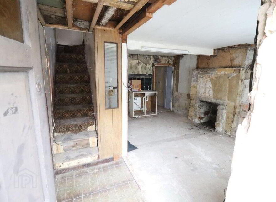 High Street, Kilfinane, V35K384