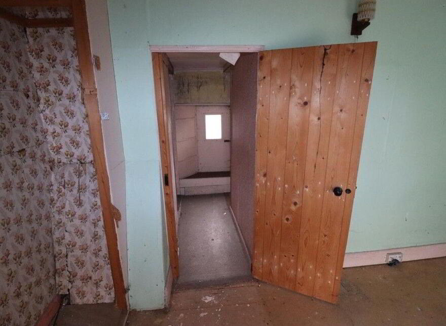 High Street, Kilfinane, V35K384