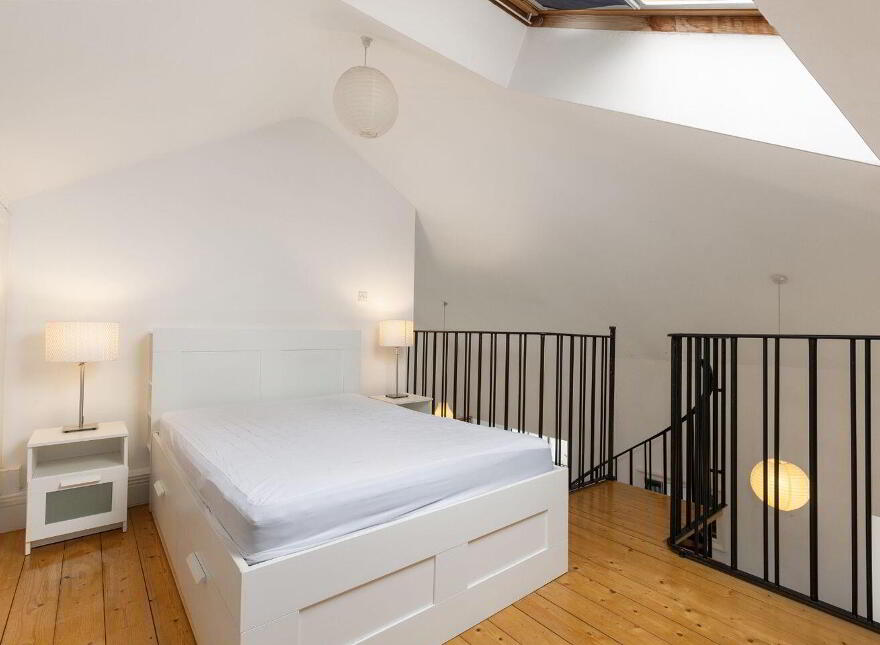 Apt 10, Roebuck Hall, Clonskeagh, Clonskeagh, D14CH04