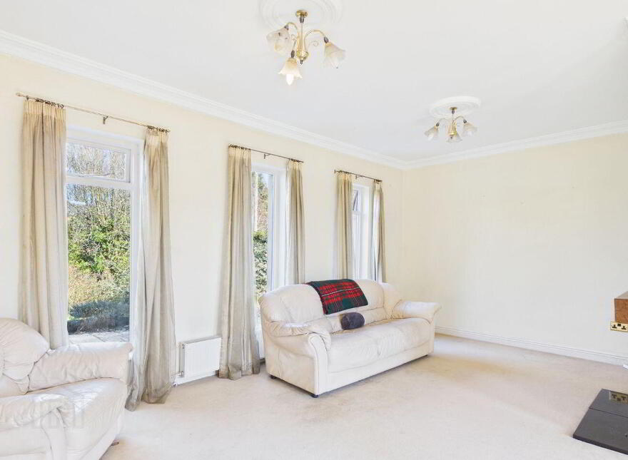 Appleton, 27 Oakdale, Roscrea Road, Templemore, E41H7N3