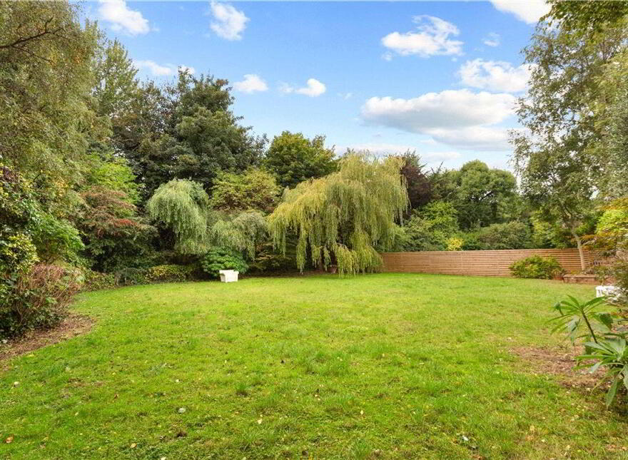 Meadowcourt, 20 Booterstown Park, Booterstown, A94N6C1