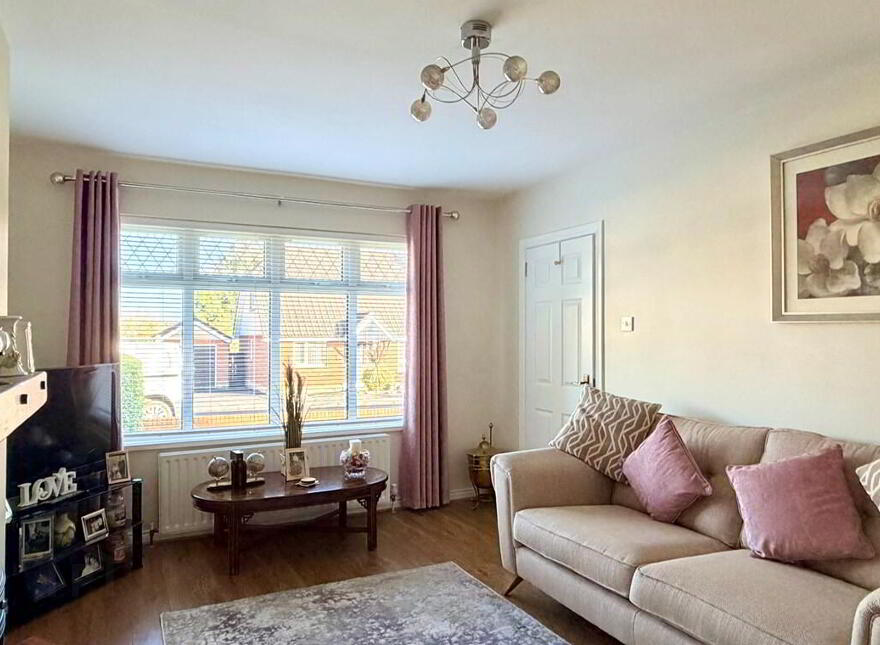 14 Kingsway Grove, Lurgan, BT66 7TE