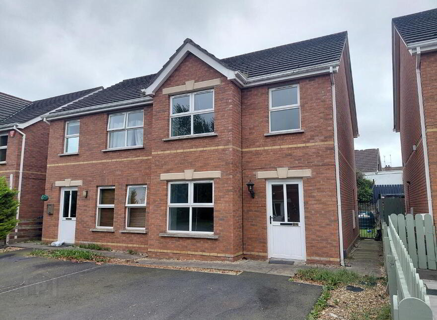 10 Mahon Court, Portadown, BT62 3GE
