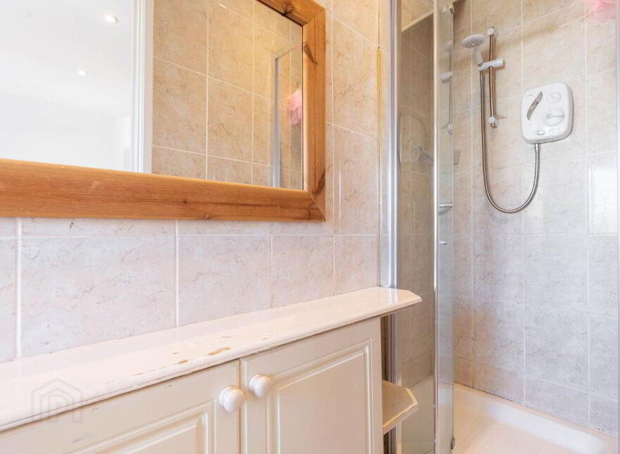 2 Woodbine Avenue, Booterstown, A94R0VH