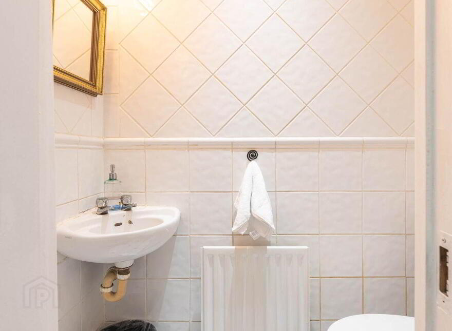 2 Woodbine Avenue, Booterstown, A94R0VH
