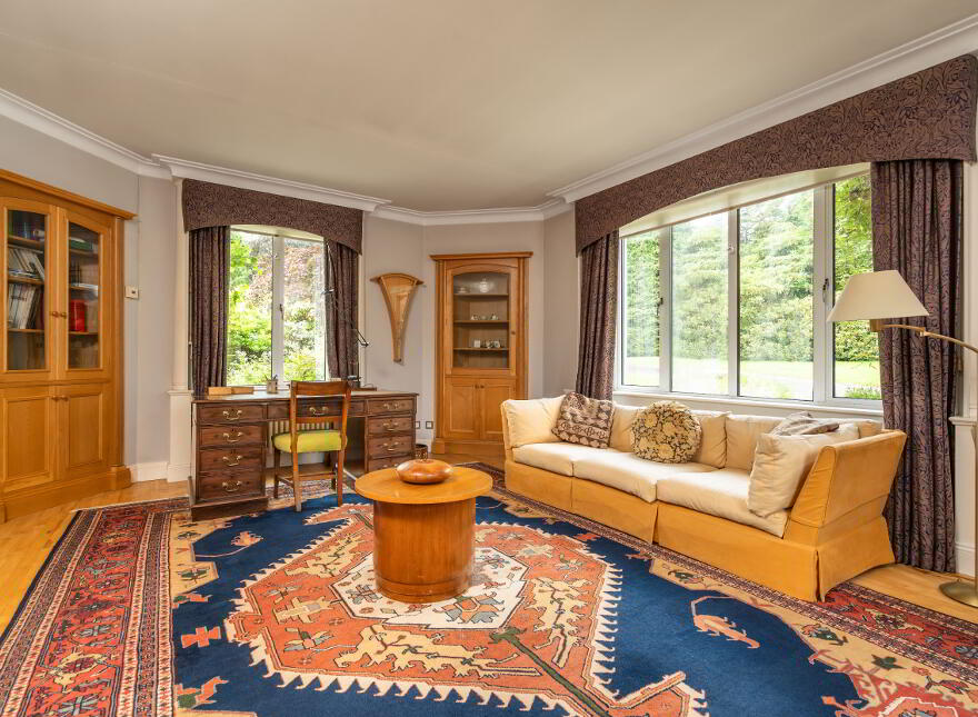 Ballyowan House & Farm, 52 Drumbeg Road, Dunmurry, BT17 9LE