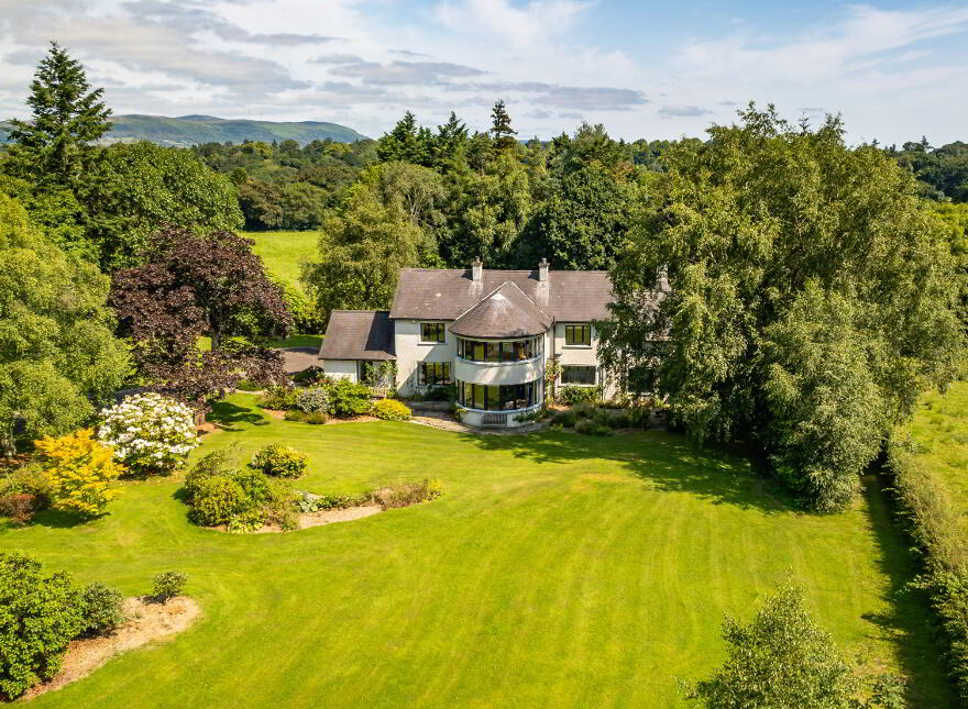 Ballyowan House & Farm, 52 Drumbeg Road, Dunmurry, BT17 9LE