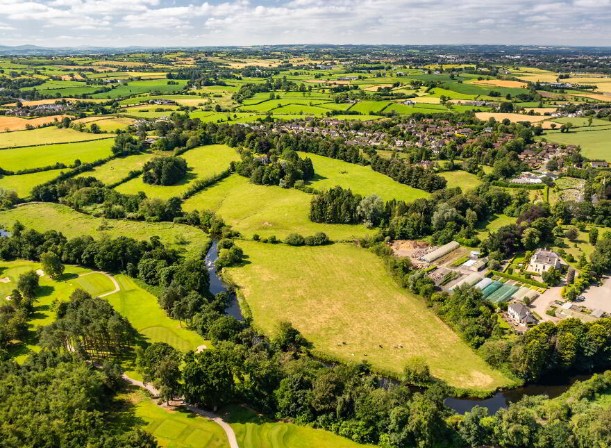 Ballyowan House & Farm, 52 Drumbeg Road, Dunmurry, BT17 9LE