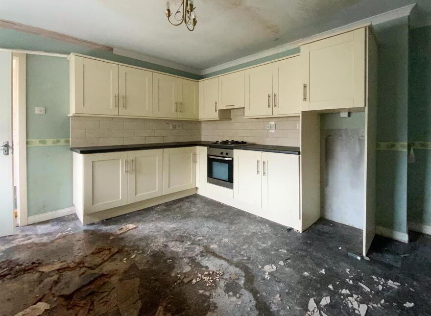 26 Main Street, Loughbrickland, Banbridge, BT32 3NQ