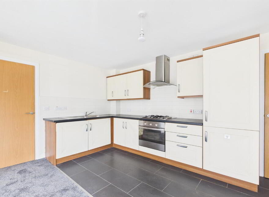 Apt 53, Skye Buildings, Drumadoon Drive, Dundonald, Belfast, BT16 2QN